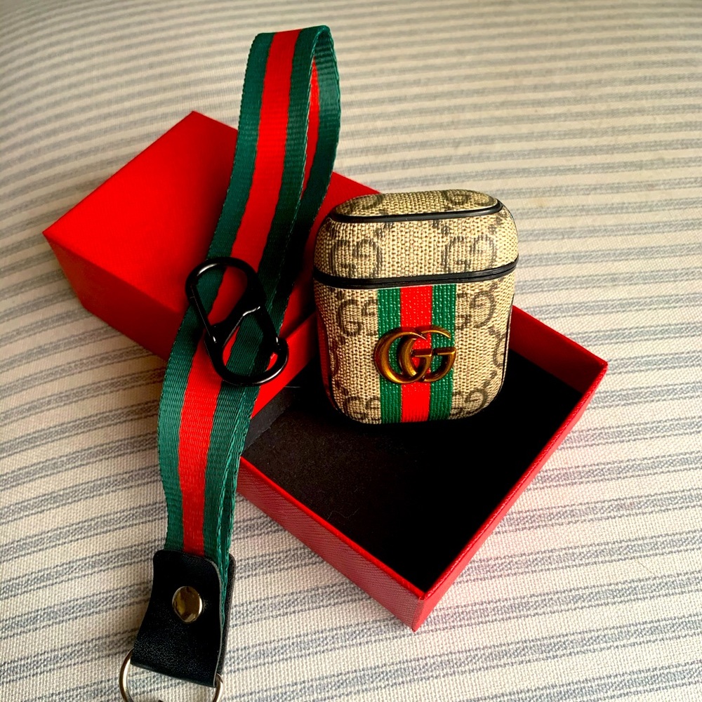 Fine Leather designer air pod case/wrist strap